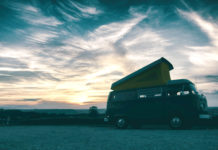 Creamtea mit Blick auf malerische Buchten