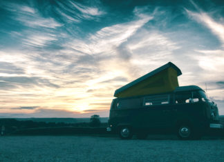 Creamtea mit Blick auf malerische Buchten